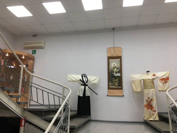 Гейши, монахи, самураи, Фудзи: уникальная выставка искусства Японии действует в Геленджике