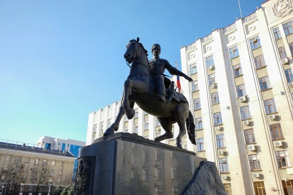 В Краснодарском крае ввели запрет на работу иностранных граждан по патентам В Краснодарском крае ввели запрет на работу иностранных граждан по патентам