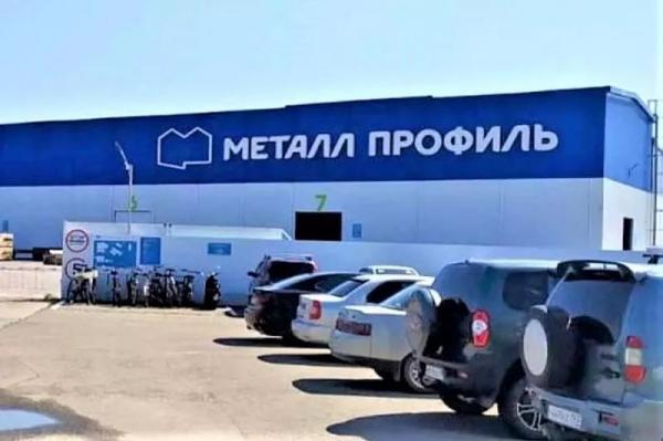 
Производитель кровельных материалов из Краснодарского края увеличил выработку за счет бережливых технологий                    