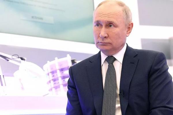 
Путин отметил успех зимнего Международного фестиваля искусств в Сочи                    