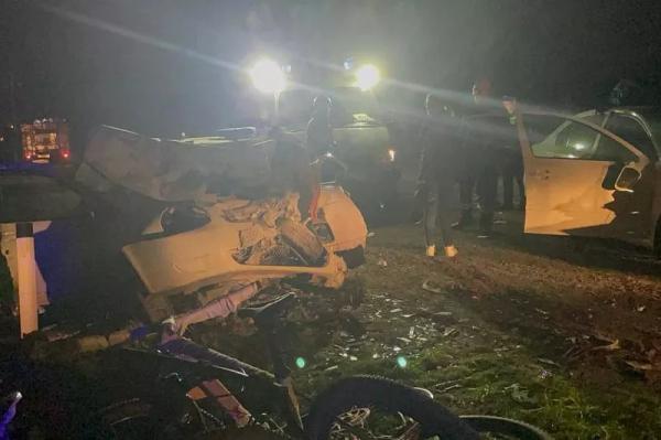Один человек погиб и шестеро пострадали в ДТП на встречной полосе в Краснодарском крае
Один человек погиб и шестеро пострадали в ДТП на встречной полосе в Краснодарском крае