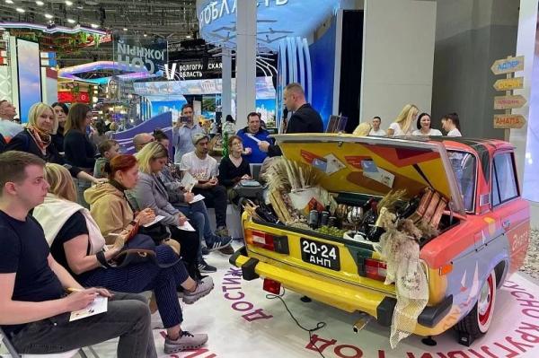 
Песковик ждет в гости: Анапу представили на выставке &laquo;Россия&raquo; в Москве                    