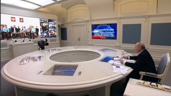 Семья Солодовниковых из Краснодарского края пообщалась с Президентом России Владимиром Путиным 
