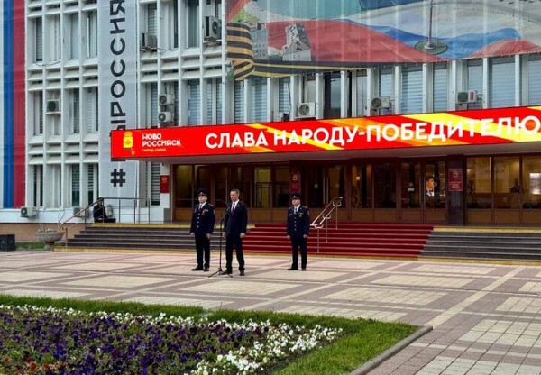 Парад и автопробег: Кубань отмечает День Победы
Парад и автопробег: Кубань отмечает День Победы
