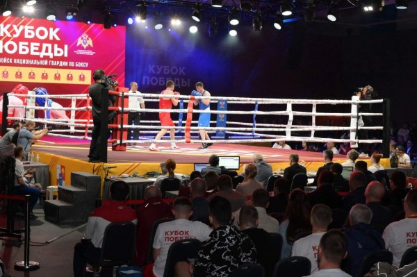 Виктор Золотов и Вениамин Кондратьев наградили победителей финала Чемпионата войск национальной гвардии РФ по боксу &laquo;Кубок Победы&raquo;