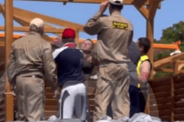 
Драка на пляже в Сочи попала на видео                    