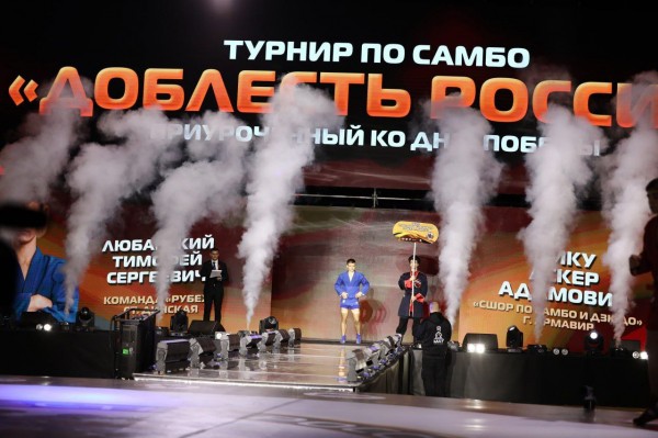 В Краснодаре провели второй юношеский турнир по самбо &laquo;Доблесть России&raquo;