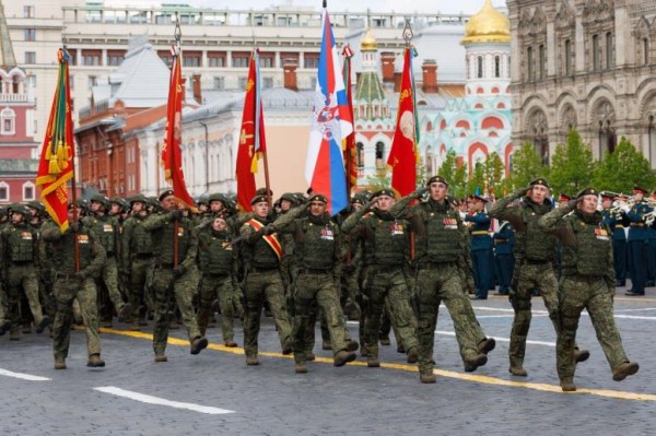 В Москве прошел парад Победы В Москве прошел парад Победы