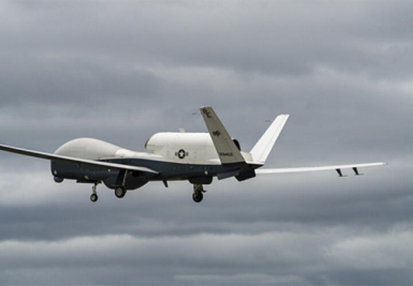 Новейший дрон MQ-4C Triton ВМС США впервые заступил на дежурство у побережья Краснодарского края
Новейший дрон MQ-4C Triton ВМС США впервые заступил на дежурство у побережья Краснодарского края