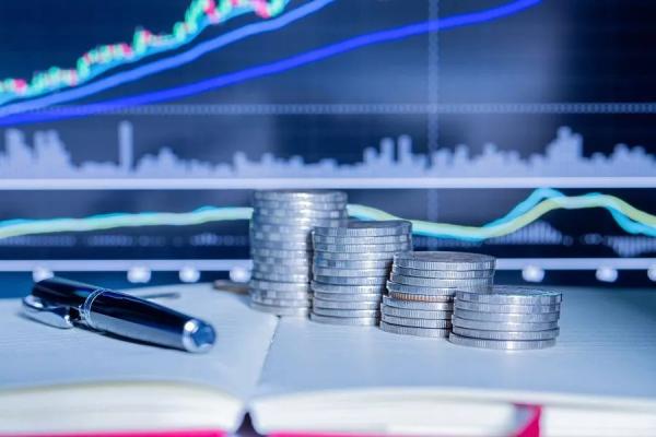 Эксперты прокомментировали новую налоговую реформу и рассказали, как она повлияет на россиян
Эксперты прокомментировали новую налоговую реформу и рассказали, как она повлияет на россиян