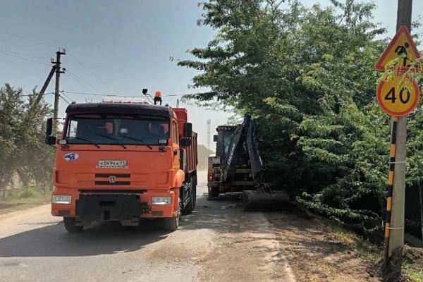 
Подъездную дорогу к краснодарскому поселку Победитель отремонтируют по нацпроекту                    