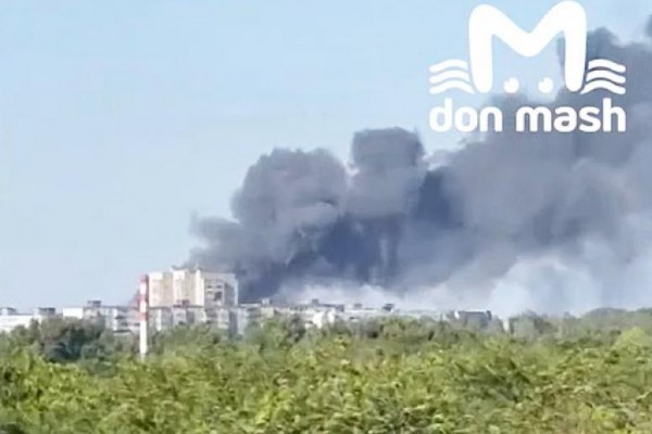 В Ростове загорелся склад снабжения МВД В Ростове загорелся склад снабжения МВД
