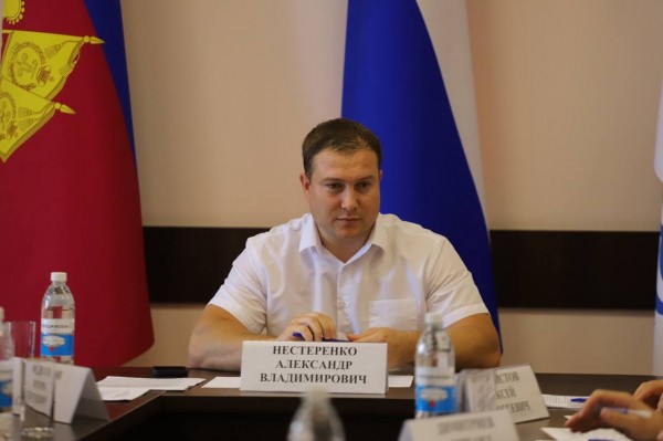 По поручению губернатора Александр Нестеренко проверил темпы строительства социальных объектов в Геленджике
