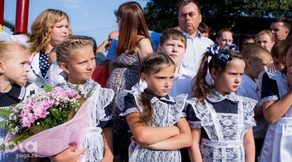 На школьные линейки пустят не всех. Власти Краснодара ограничили доступ родственников 2 сентября