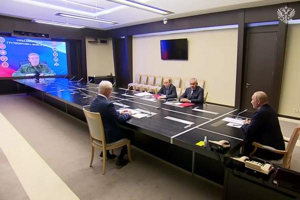 Потери ВСУ на границе Курской области составили 315 человек
Потери ВСУ на границе Курской области составили 315 человек