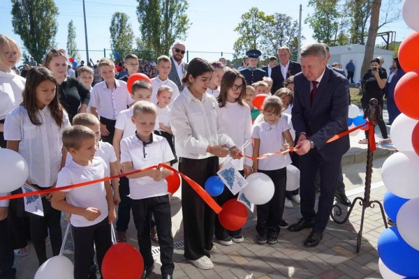 В Крымском районе заработал новый спортивный комплекс В Крымском районе заработал новый спортивный комплекс