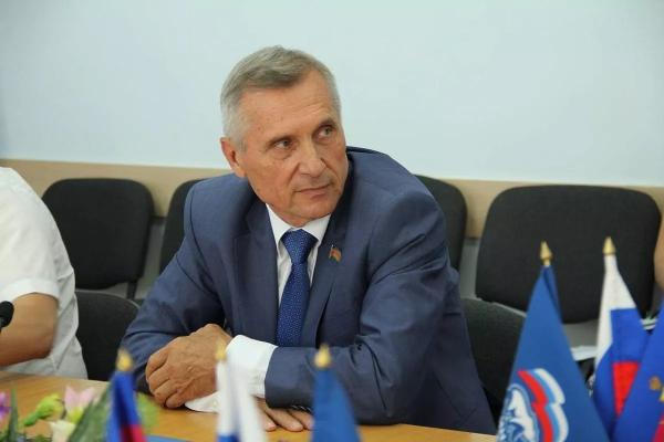 
Единороссы набрали почти 90 процентов на муниципальных выборах                    
