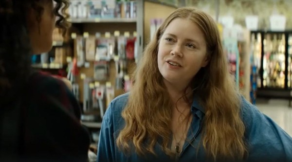 Из женщины &mdash; в собаку. Появился трейлер комедийного хоррора &laquo;Ночная сука&raquo; с Эми Адамс