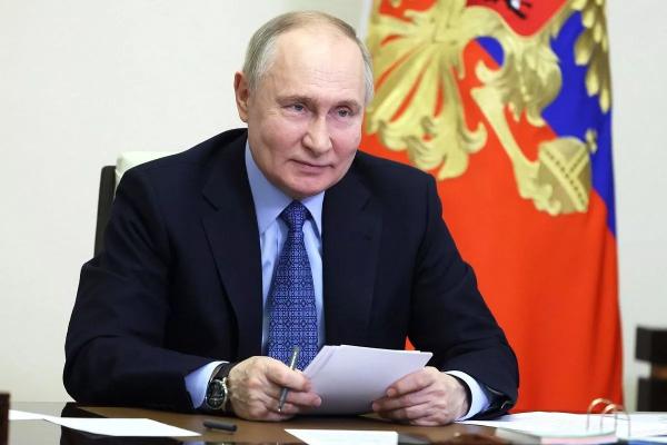 
Путин назвал фестиваль &laquo;Кинобраво&raquo; в Сочи впечатляющим событием в культурной жизни России                    