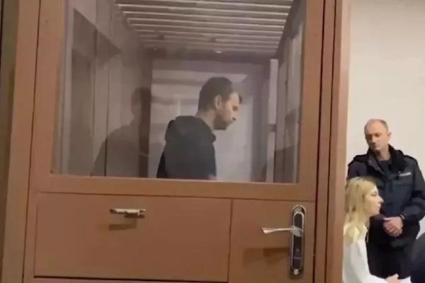 
Задержанный в Краснодаре с наркотиками экс футболист сборной России Бугаев осужден на 9,5 лет                    
