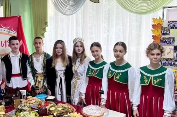 В Краснодаре прошел фестиваль национальных культур
В Краснодаре прошел фестиваль национальных культур