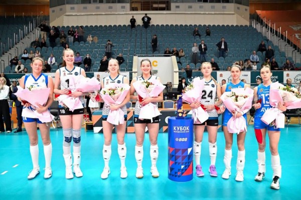 Кубанские волейболистки стали серебряными призерами Кубка Молодежной лиги Кубанские волейболистки стали серебряными призерами Кубка Молодежной лиги