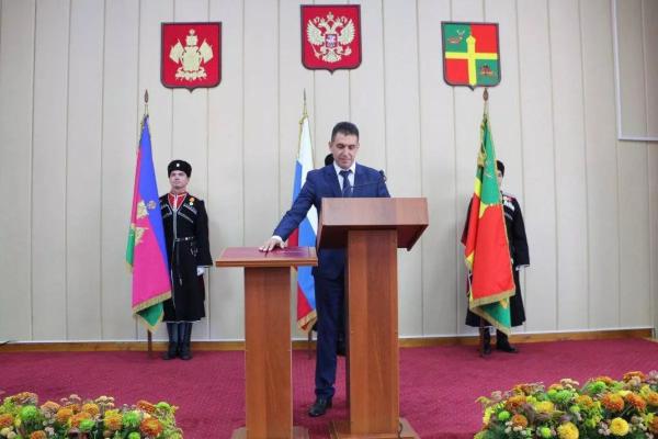 Александр Харитонов стал главой Красноармейского района
Александр Харитонов стал главой Красноармейского района