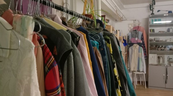 Бижутерия, винтаж-секонд, дизайнерская одежда. В Краснодаре на выходных пройдет маркет