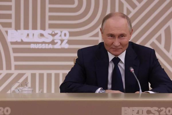 Путин призвал не загадывать сроков окончания спецоперации
Путин призвал не загадывать сроков окончания спецоперации