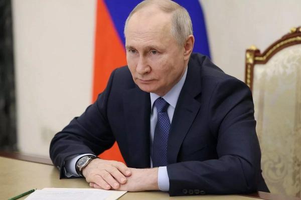Путин высказался по поводу экспорта древесины
Путин высказался по поводу экспорта древесины