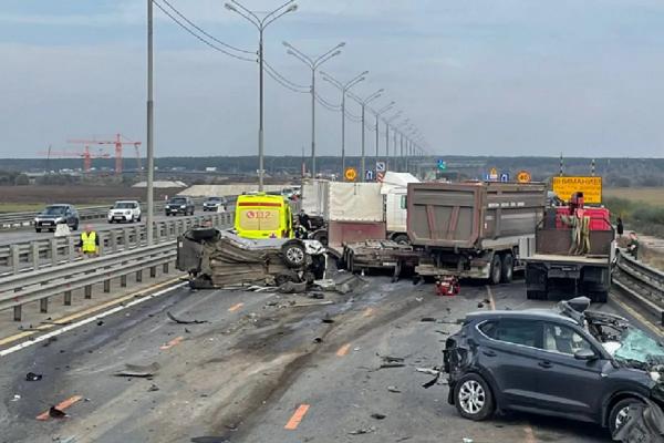 Уголовное дело возбуждено в отношении водителя из Краснодарского края за массовое ДТП с погибшей семьей
Уголовное дело возбуждено в отношении водителя из Краснодарского края за массовое ДТП с погибшей семьей