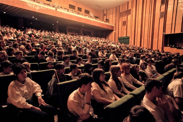 Кубанские школьники посетили спектакль &laquo;Медный всадник&raquo; в рамках всероссийского проекта 