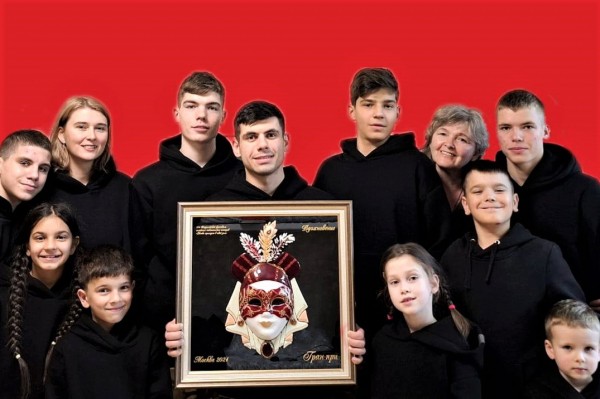 Вениамин Кондратьев рассказал о победителях X Всероссийского фестиваля семейных любительских театров 
