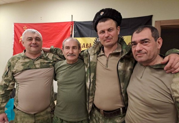 Казаки Краснодарского края в октябре доставили в зону СВО почти 200 тонн гуманитарной помощи Казаки Краснодарского края в октябре доставили в зону СВО почти 200 тонн гуманитарной помощи