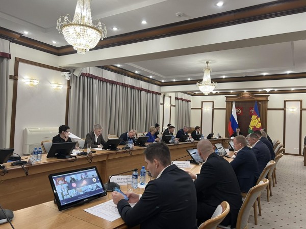 Порядка трех миллионов туристов примет Краснодарский край предстоящей зимой Порядка трех миллионов туристов примет Краснодарский край предстоящей зимой