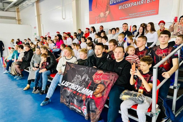 Турнир по самбо в память о погибших участниках СВО провели в Тимашевском районе