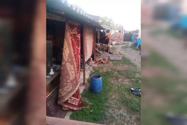 Девятилетнего сына посадил на цепь во дворе дома отец на Кубани за плохое поведение
Девятилетнего сына посадил на цепь во дворе дома отец на Кубани за плохое поведение