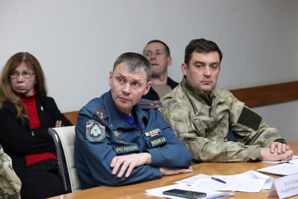 В работах по ликвидации последствий ЧС в Анапе и Темрюкском районе 26 декабря участвовали 7,8 тысячи человек