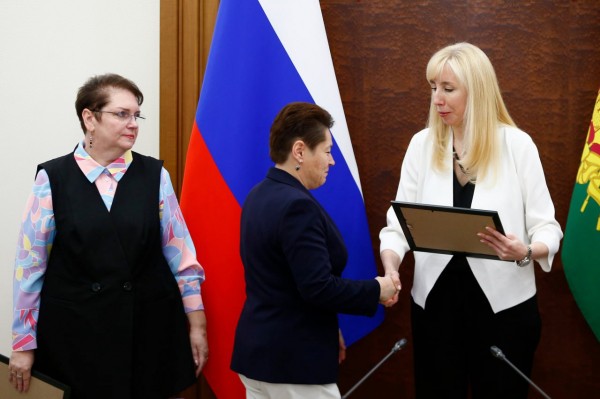 Анна Минькова встретилась с наставниками победителей и призеров олимпиад 