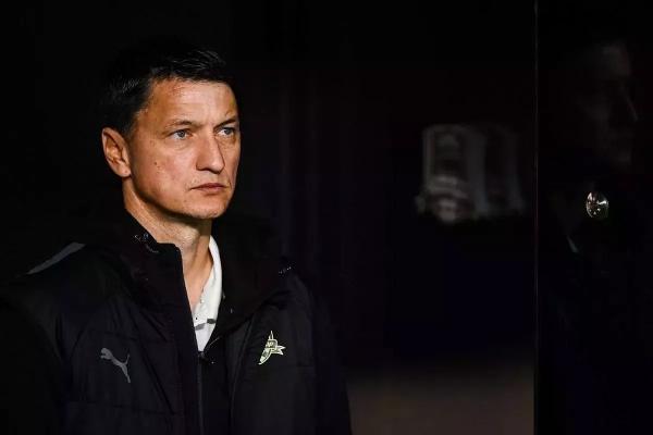
&laquo;Он немного холоден в общении&raquo;: Мозес рассказал о работе с экс-тренером &laquo;Краснодара&raquo; Ивичем                    
