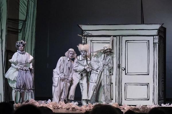 
&laquo;Все бегут, летят и скачут&raquo;. Краснодарский Театр защитника Отечества представил новогоднюю премьеру                    