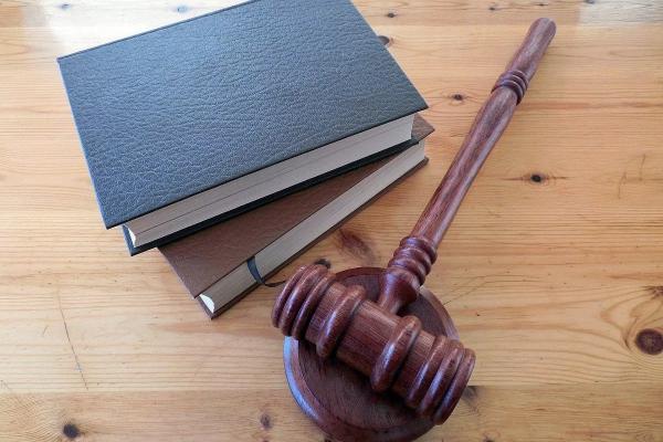
В Краснодаре экс-полицейский осужден за &laquo;пьяное&raquo; ДТП с пострадавшей пассажиркой                    