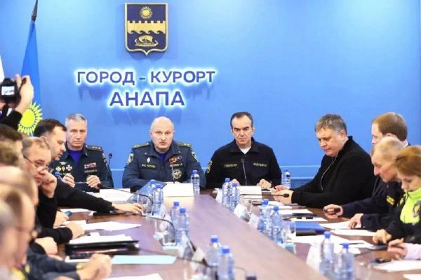 Вениамин Кондратьев принял участие в заседании федерального оперативного штаба
Вениамин Кондратьев принял участие в заседании федерального оперативного штаба
