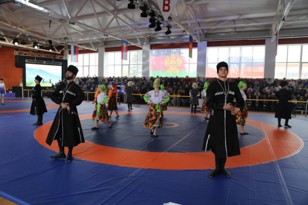В Армавире открыли новый спортивный комплекс