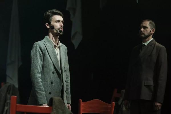 «Помни». Молодежный театр Краснодара представит премьеру спектакля к 80-й годовщине Победы
«Помни». Молодежный театр Краснодара представит премьеру спектакля к 80-й годовщине Победы
