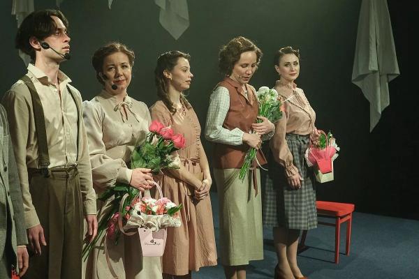 «Помни». Молодежный театр Краснодара представит премьеру спектакля к 80-й годовщине Победы
«Помни». Молодежный театр Краснодара представит премьеру спектакля к 80-й годовщине Победы
