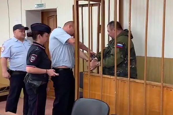 Тело сжег, останки выбросил в пруд. Убивший брата житель Кубани заключен под стражу
Тело сжег, останки выбросил в пруд. Убивший брата житель Кубани заключен под стражу