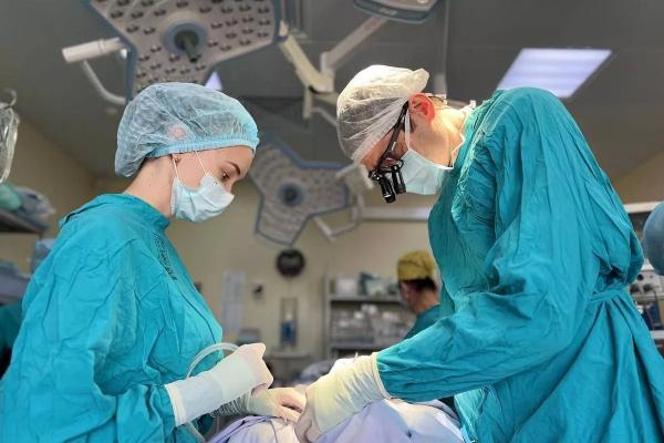 
Вице-губернатор Кубани Анна Минькова поздравила медработников с профессиональным праздником                    