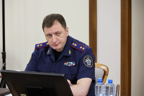 Вениамин Кондратьев: Чтобы свести к минимуму молодежную преступность, надо предоставить детям возможность разнообразного отдыха и дополнительного образования Вениамин Кондратьев: Чтобы свести к минимуму молодежную преступность, надо предоставить детям возможность разнообразного отдыха и дополнительного образования