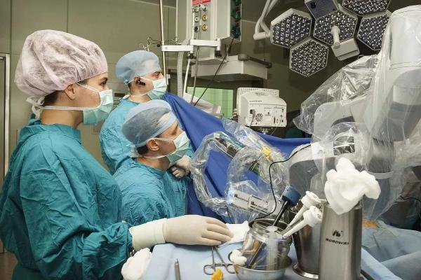 
Объем оказания высокотехнологичной медпомощи жителям Краснодарского края за 10 лет вырос в 2,5 раза                    